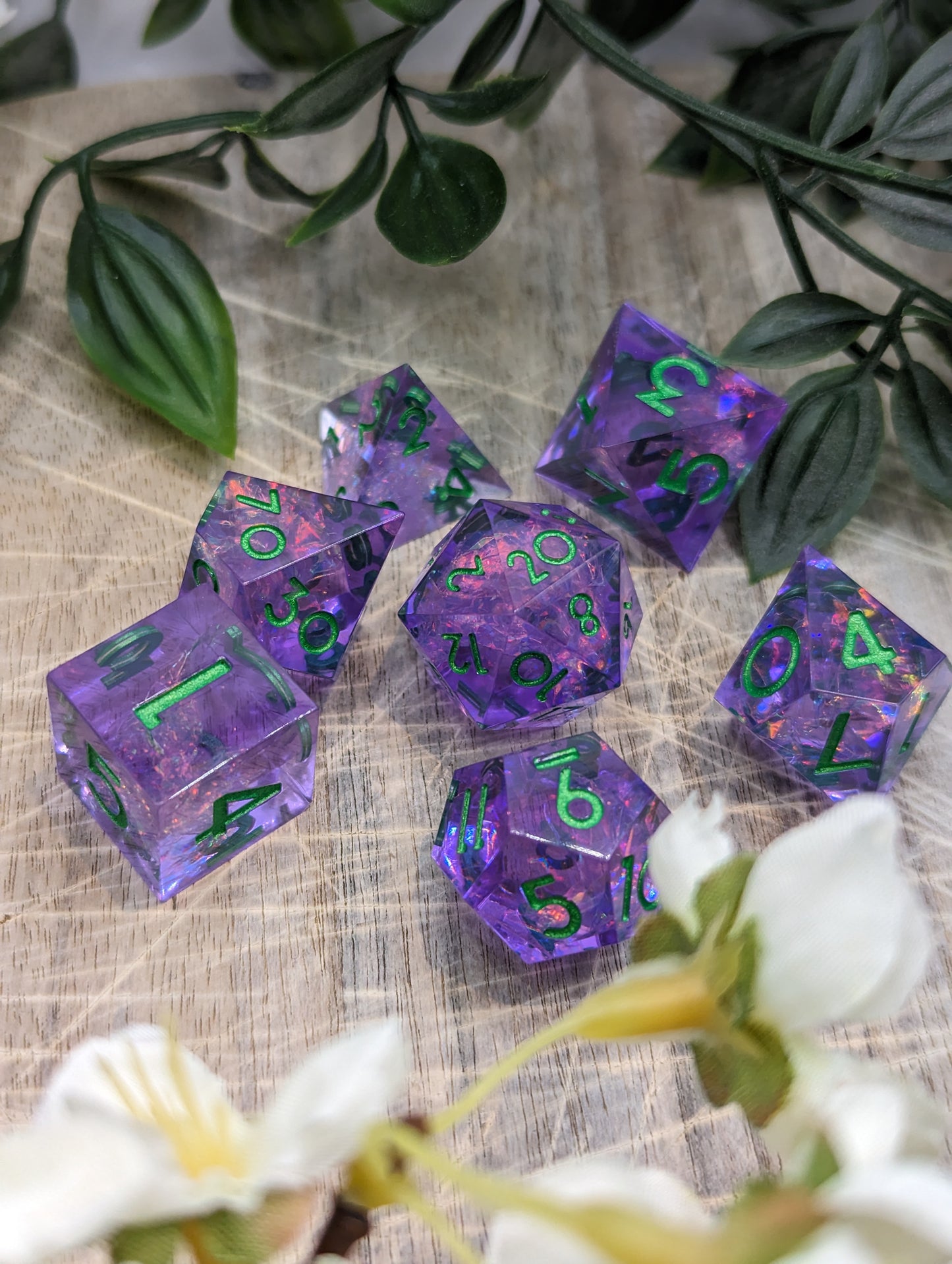 Purple & Green Sharp Edge Polyhedral Dungeons and Dragons Dice Set Thumbnail