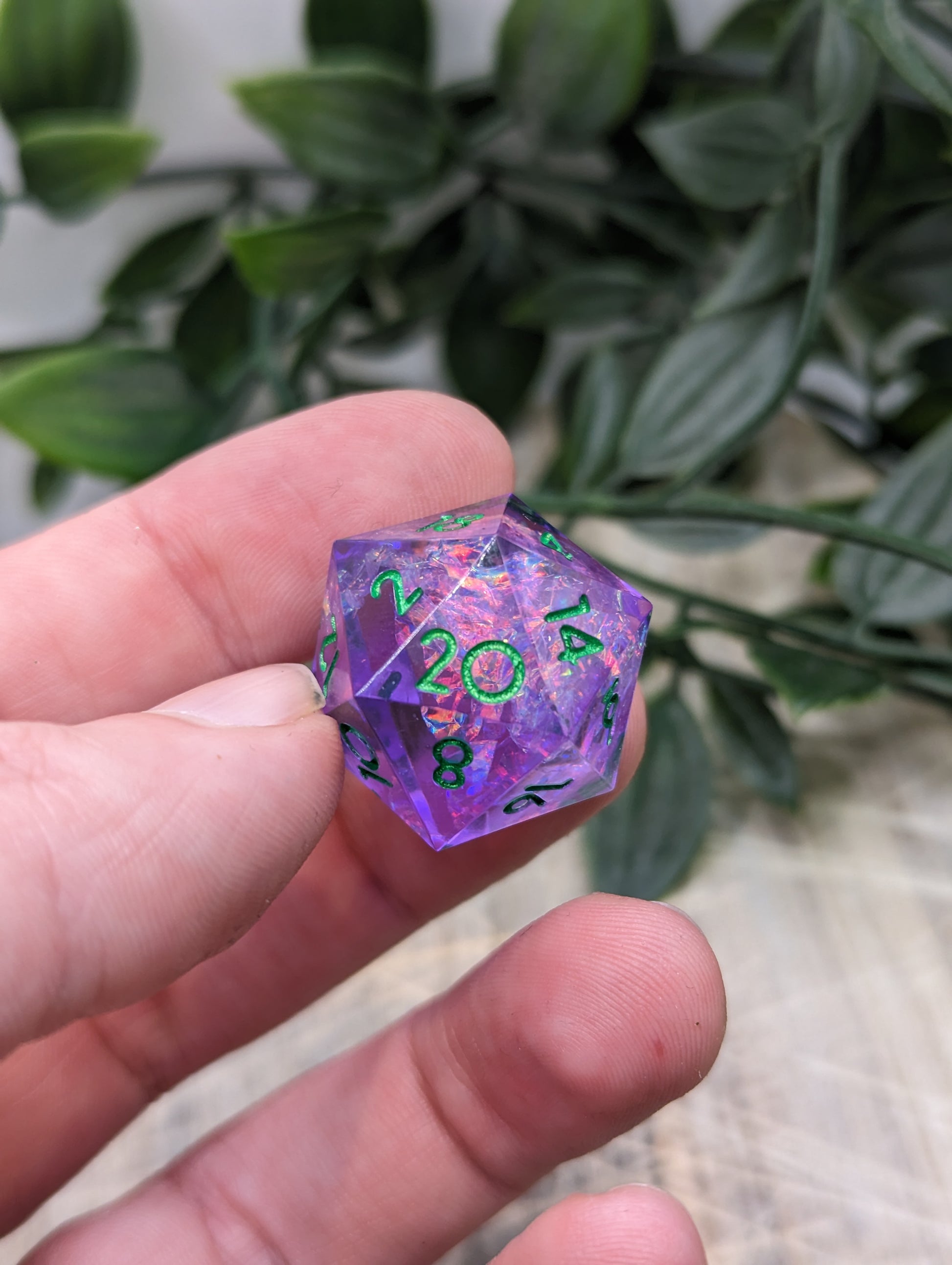 Purple & Green Sharp Edge Polyhedral Dungeons and Dragons Dice Set D20 Detail